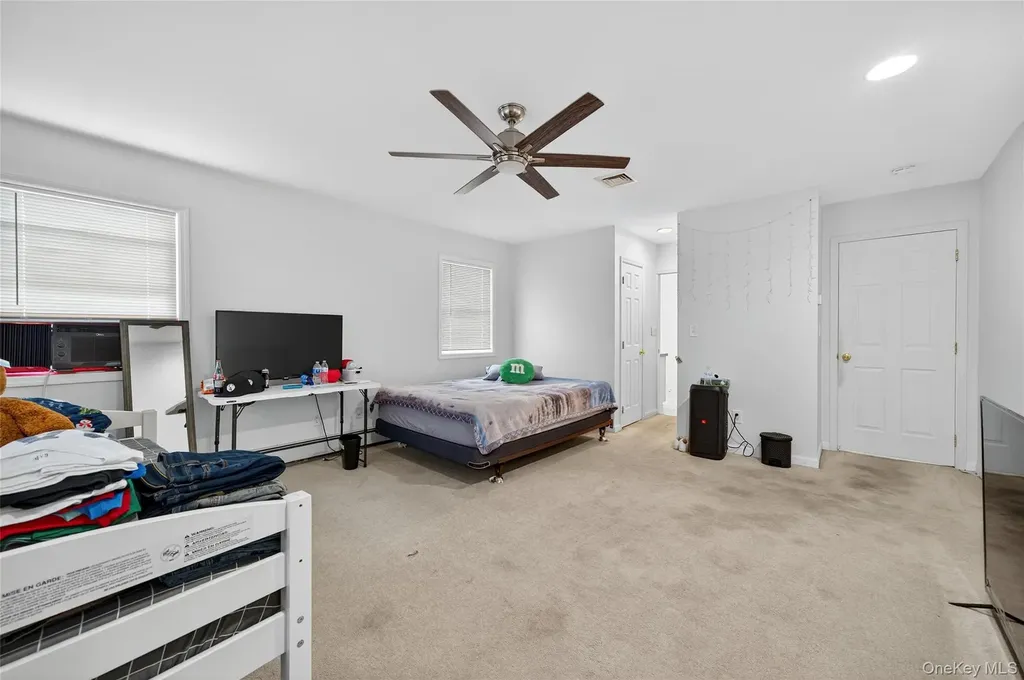 9 Woodland Road Monroe NY 10950
