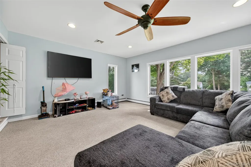 9 Woodland Road Monroe NY 10950