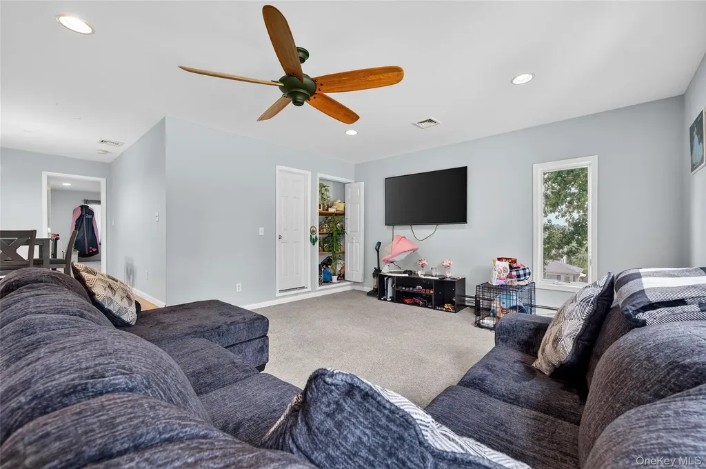 9 Woodland Road Monroe NY 10950