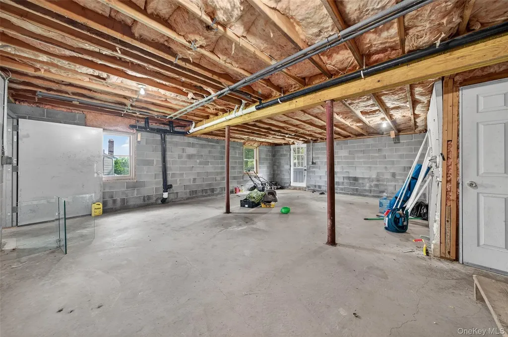 9 Woodland Road Monroe NY 10950