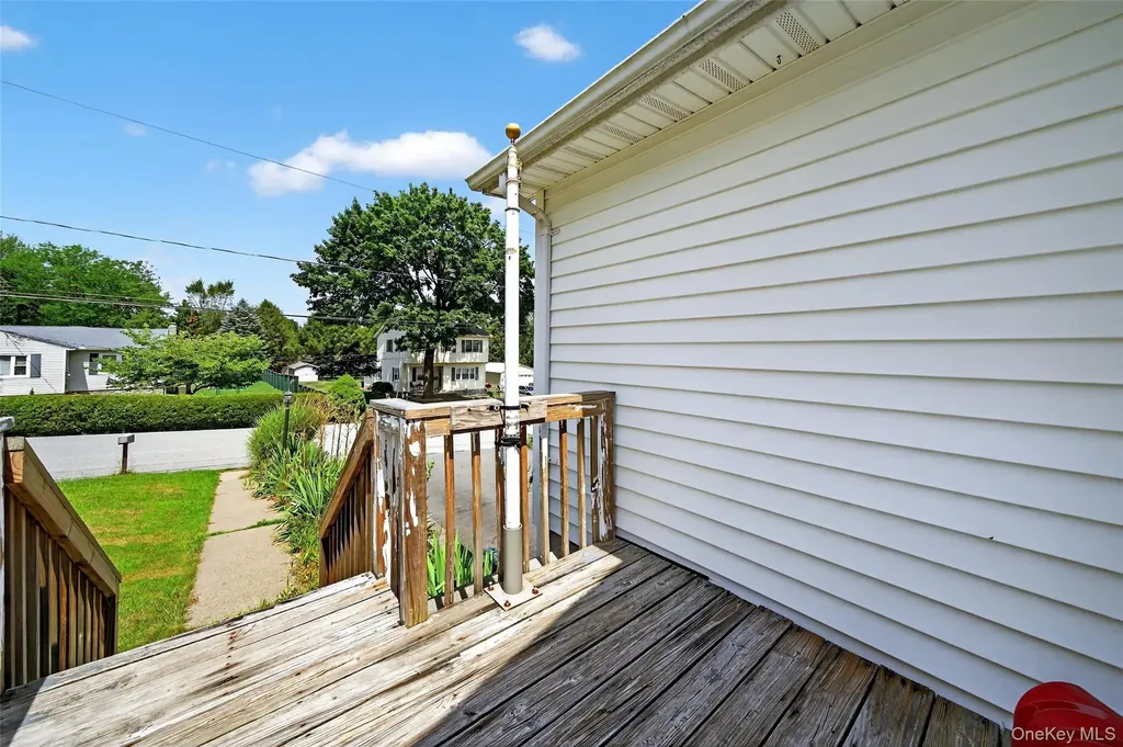 9 Woodland Road Monroe NY 10950
