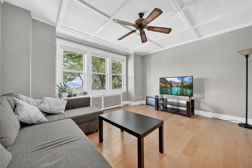 120 S Broadway Tarrytown NY 10591