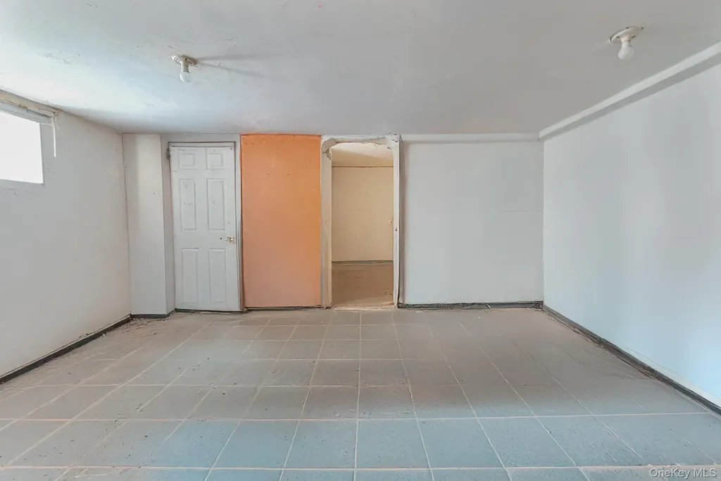 1216 30th Drive Astoria NY 11102