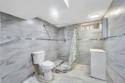 728 Grand Terrace Avenue Baldwin NY 11510