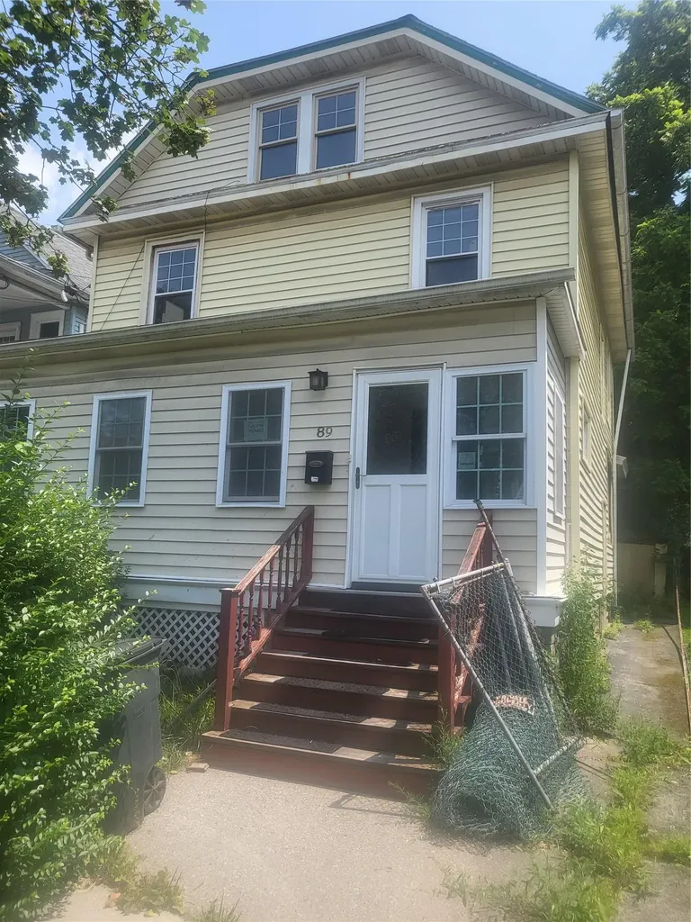 89 Smith Street Poughkeepsie NY 12601