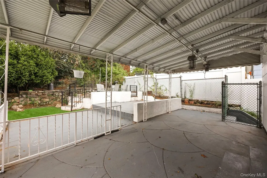 2 Kimball Terrace Yonkers NY 10704