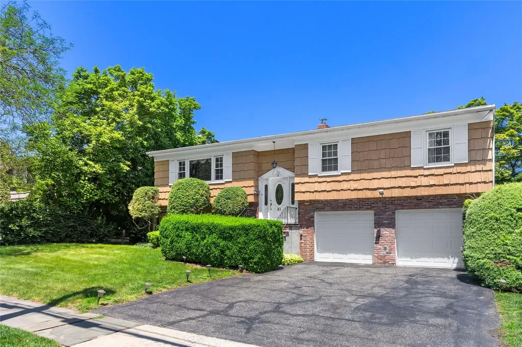 21 Ellwood Avenue Mount Vernon NY 10552