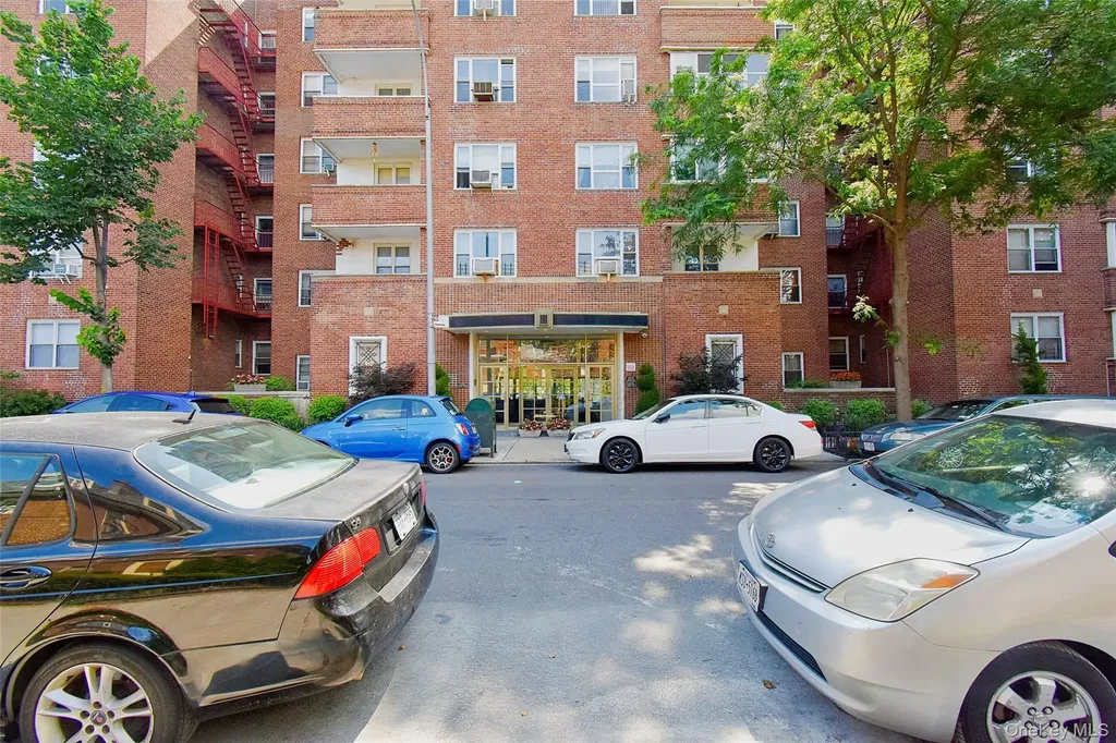 3441 85th Jackson Heights NY 11372