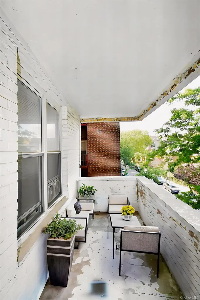3441 85th Jackson Heights NY 11372