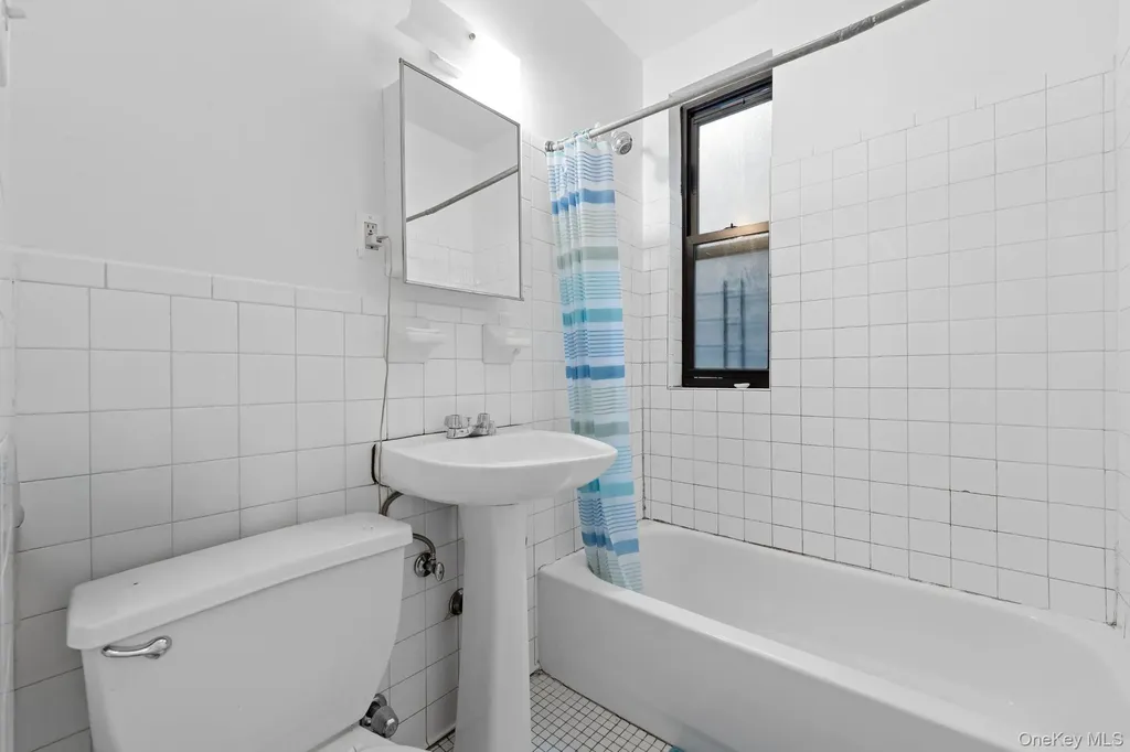 941 Jerome Avenue Bronx NY 10452