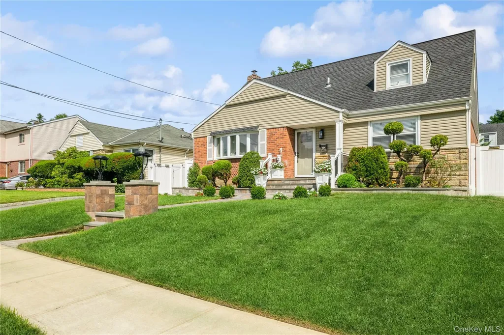48 Margaret Drive Valley Stream NY 11580