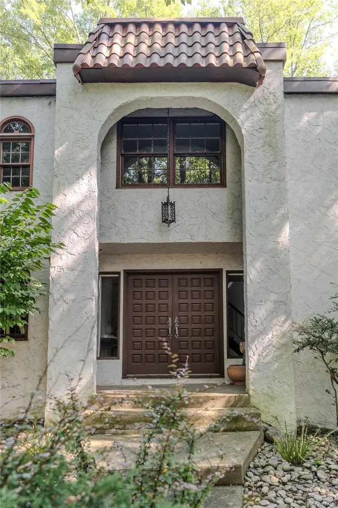 23 Rolling Way New City NY 10956