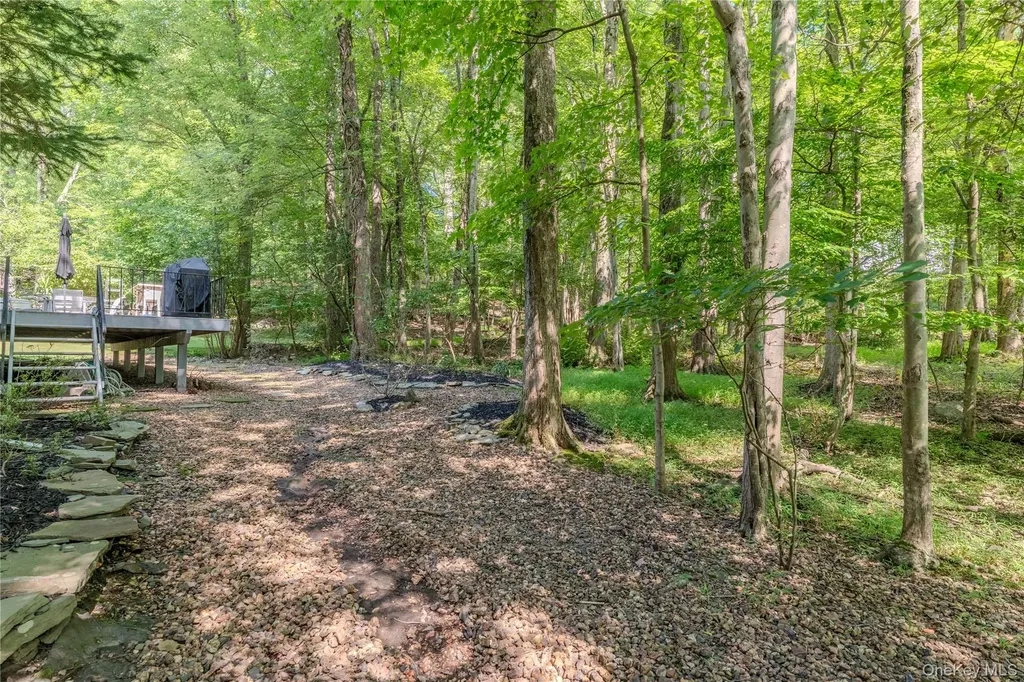 23 Rolling Way New City NY 10956
