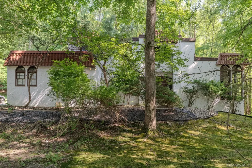 23 Rolling Way New City NY 10956