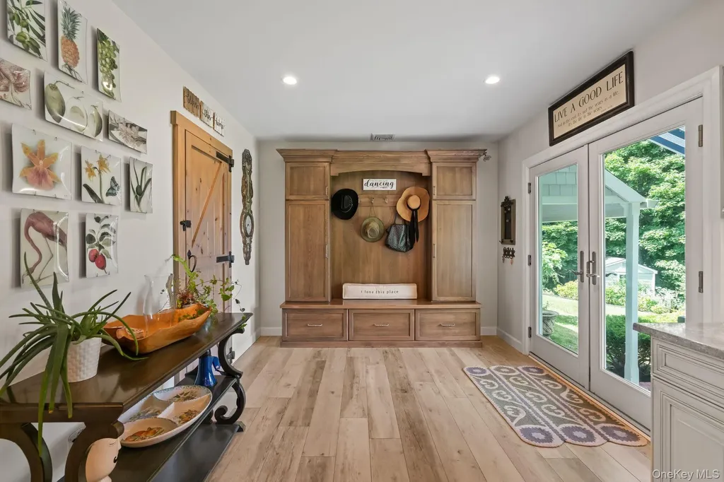 14 Thorman Lane Huntington NY 11743