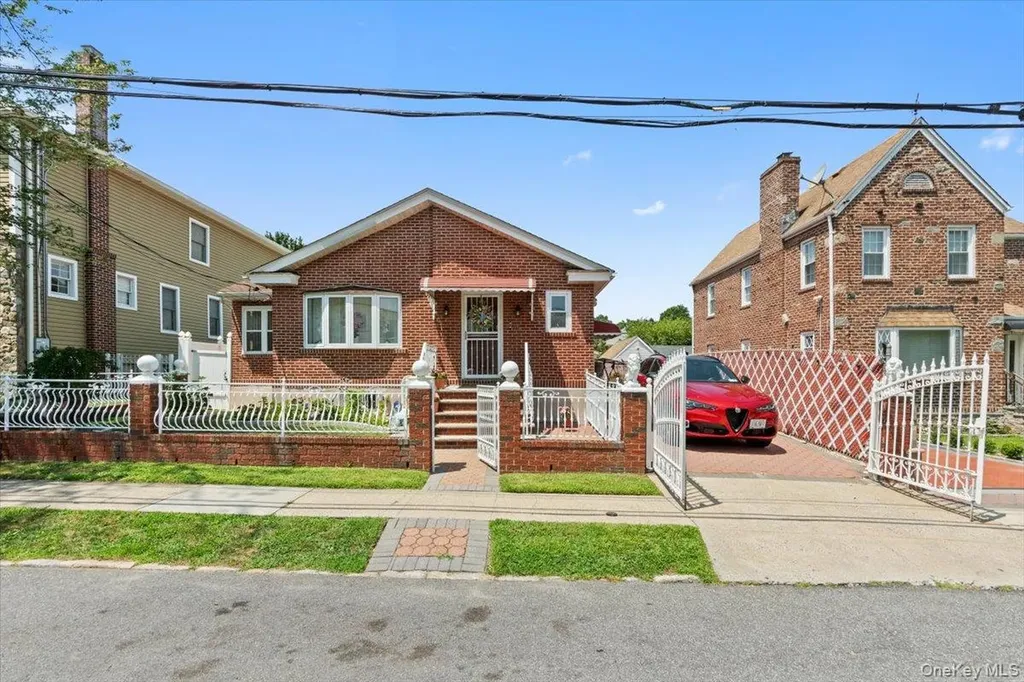15 Sumner Avenue Yonkers NY 10704