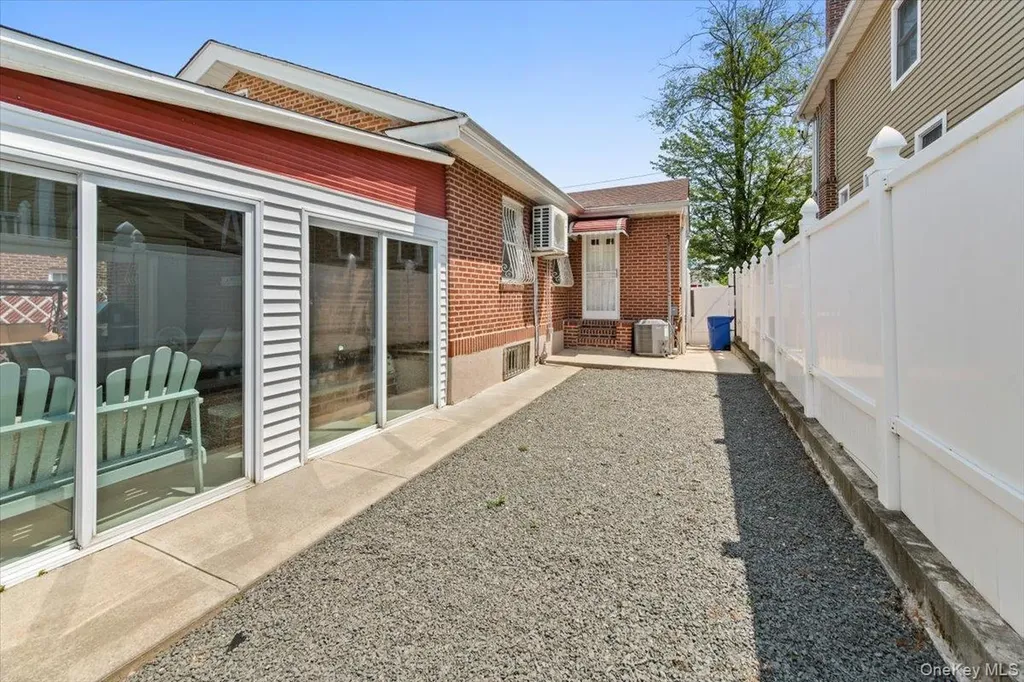 15 Sumner Avenue Yonkers NY 10704