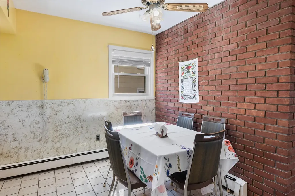 220 Bleloch Avenue Peekskill NY 10566
