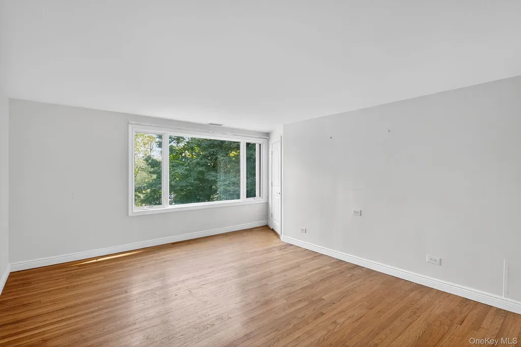 21 Hillside Court Suffern NY 10901