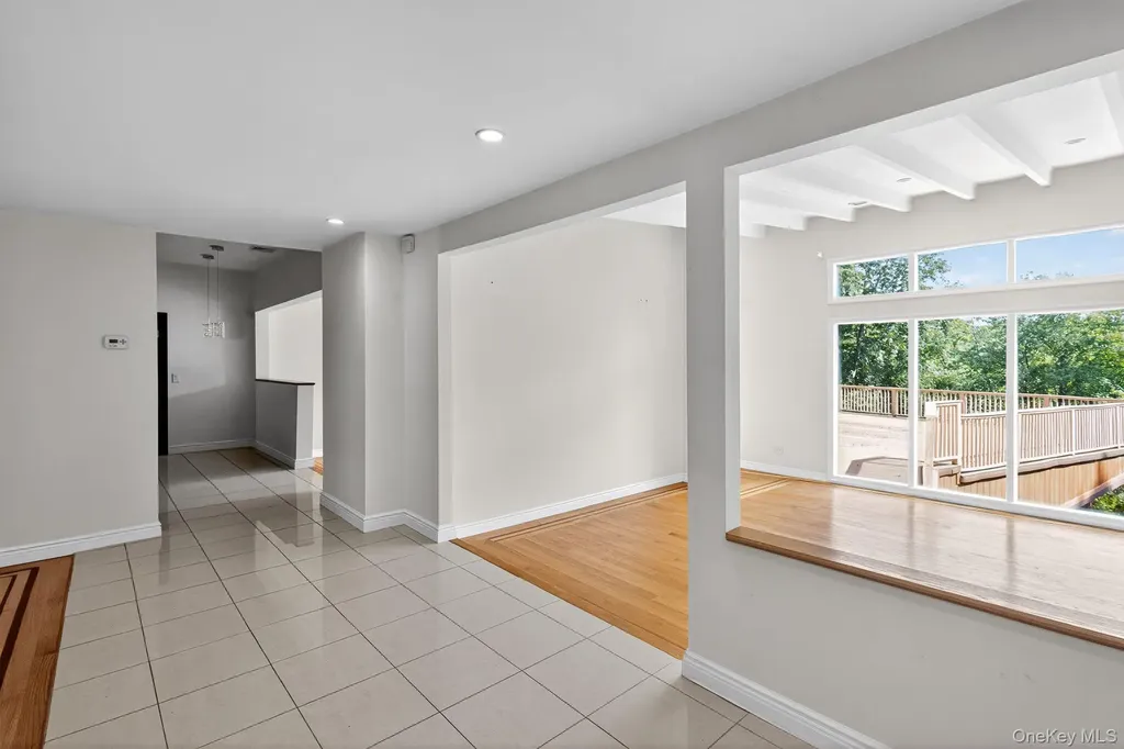 21 Hillside Court Suffern NY 10901