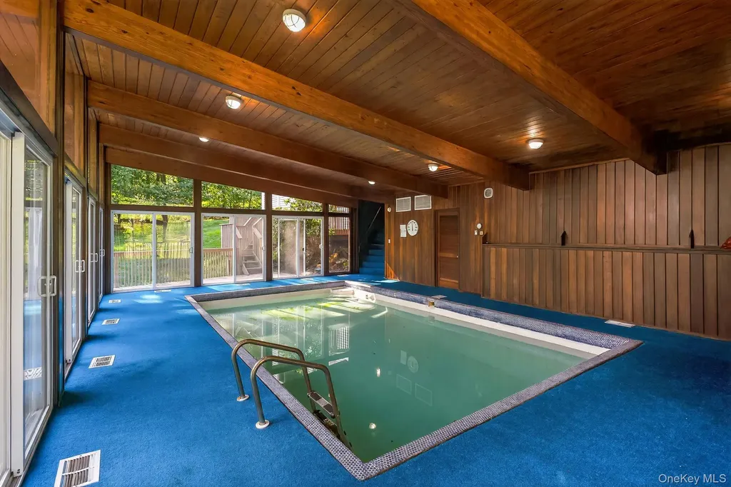 21 Hillside Court Suffern NY 10901