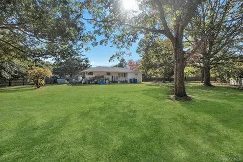 1524 Pine Acres Boulevard Bay Shore NY 11706