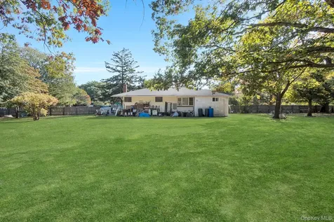 1524 Pine Acres Boulevard Bay Shore NY 11706