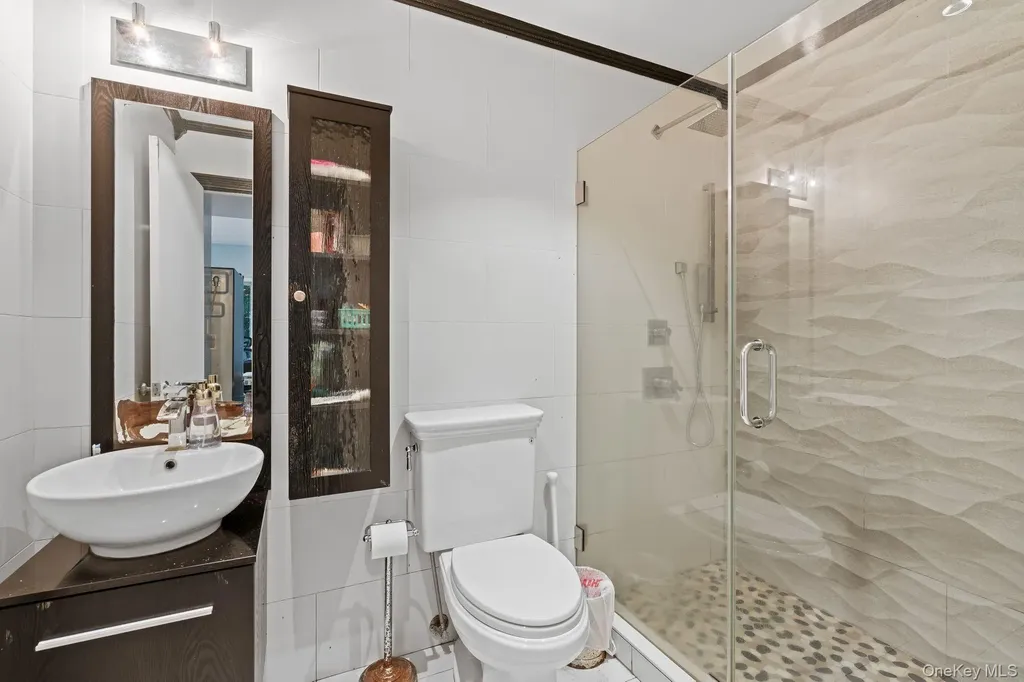 13 Whitney Circle Glen Cove NY 11542