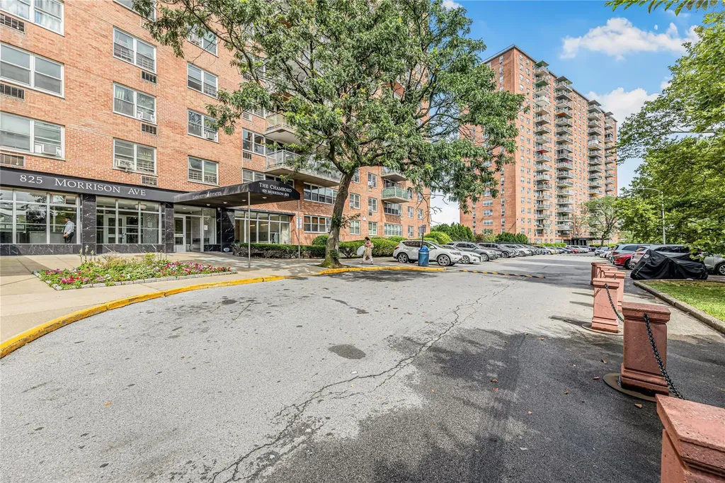 825 Morrison Avenue Bronx NY 10473