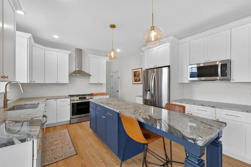42 Kensington Lane Poughkeepsie NY 12603
