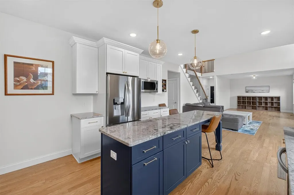 42 Kensington Lane Poughkeepsie NY 12603