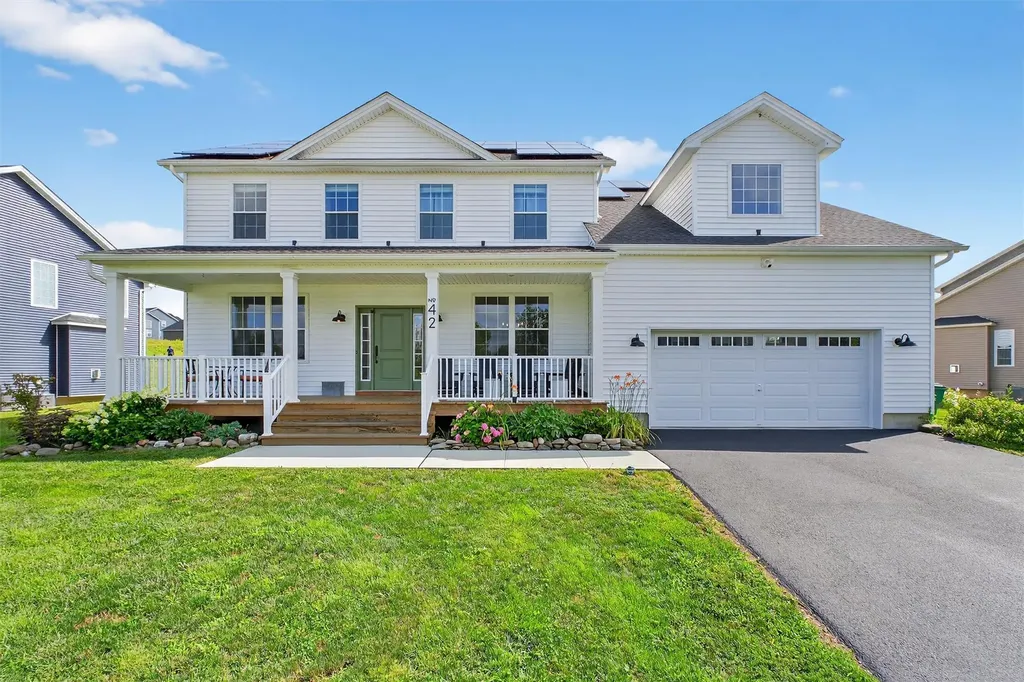 42 Kensington Lane Poughkeepsie NY 12603