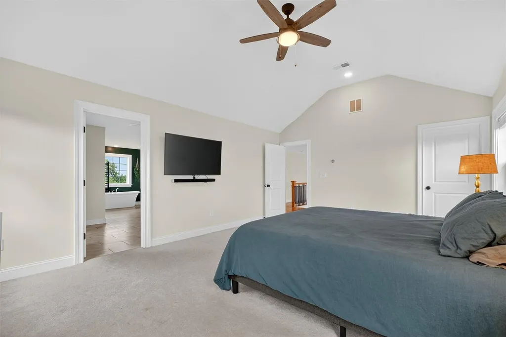 42 Kensington Lane Poughkeepsie NY 12603