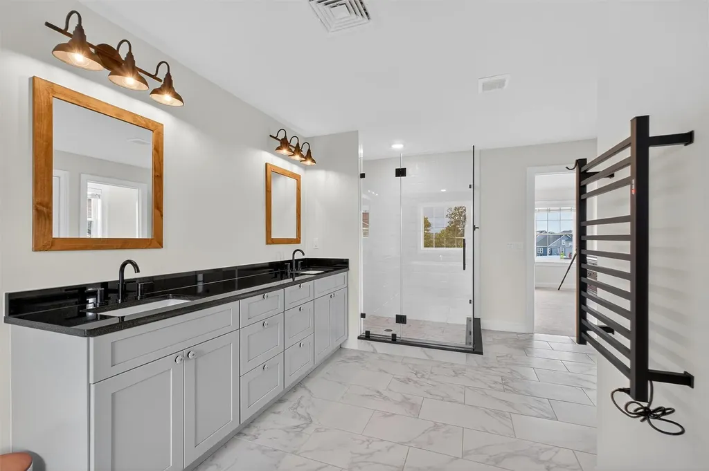 42 Kensington Lane Poughkeepsie NY 12603
