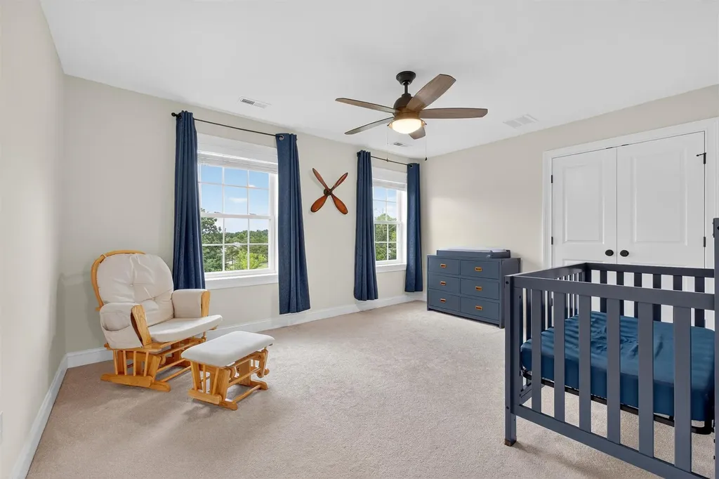 42 Kensington Lane Poughkeepsie NY 12603