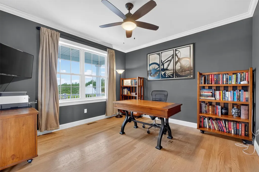 42 Kensington Lane Poughkeepsie NY 12603