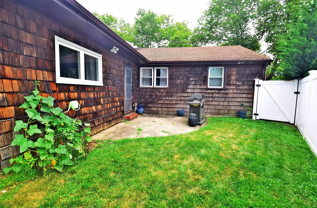366 Peninsula Boulevard Lynbrook NY 11563