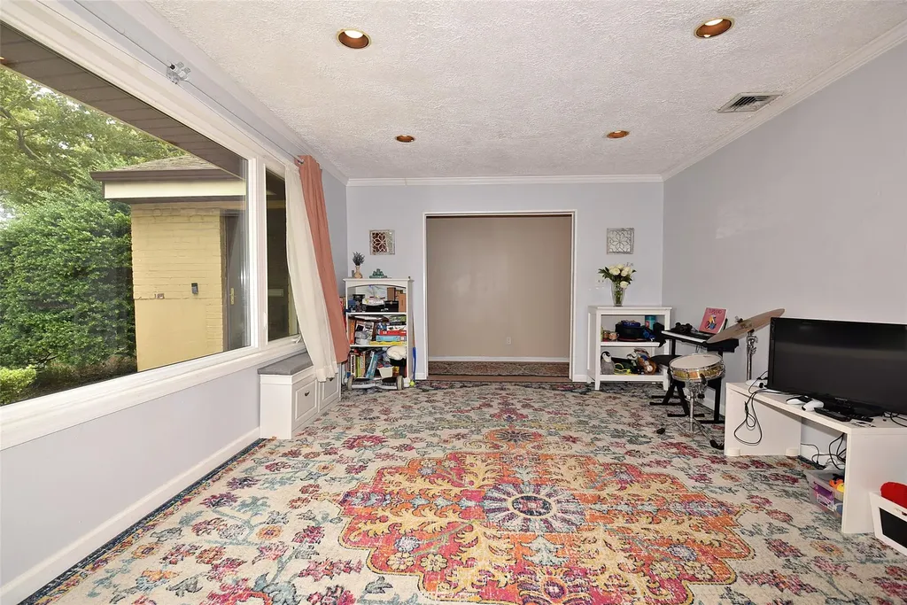 366 Peninsula Boulevard Lynbrook NY 11563