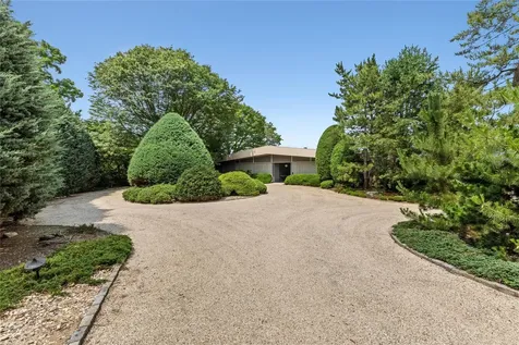 96 Old House Lane Sands Point NY 11050