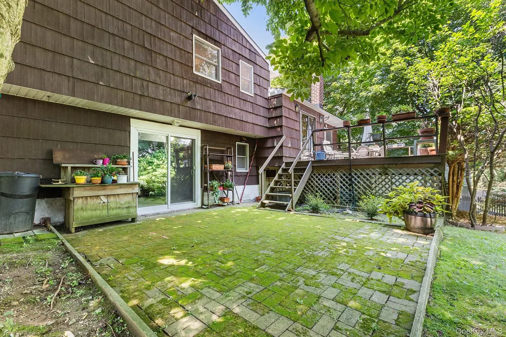103 Parkview Road Elmsford NY 10523