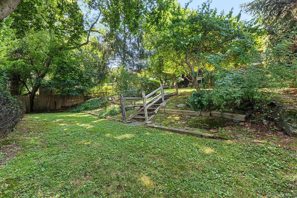103 Parkview Road Elmsford NY 10523