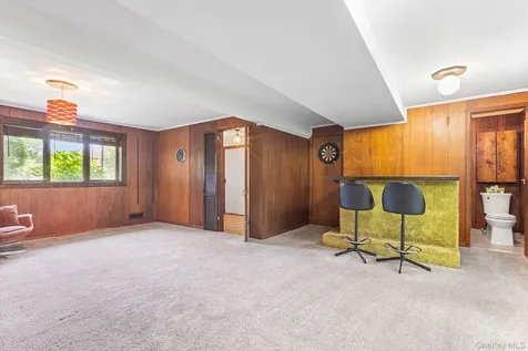 103 Parkview Road Elmsford NY 10523