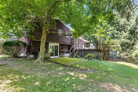 103 Parkview Road Elmsford NY 10523