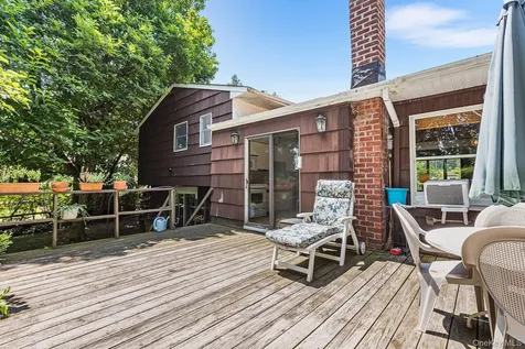 103 Parkview Road Elmsford NY 10523