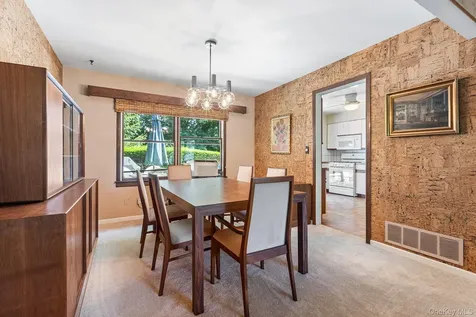 103 Parkview Road Elmsford NY 10523