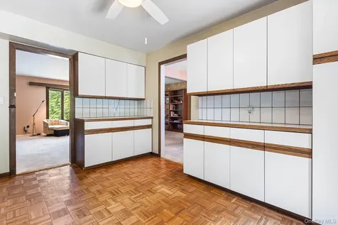 103 Parkview Road Elmsford NY 10523