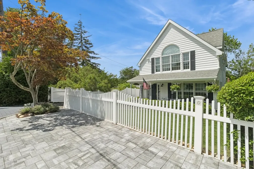 42 Beech Road Rocky Point NY 11778