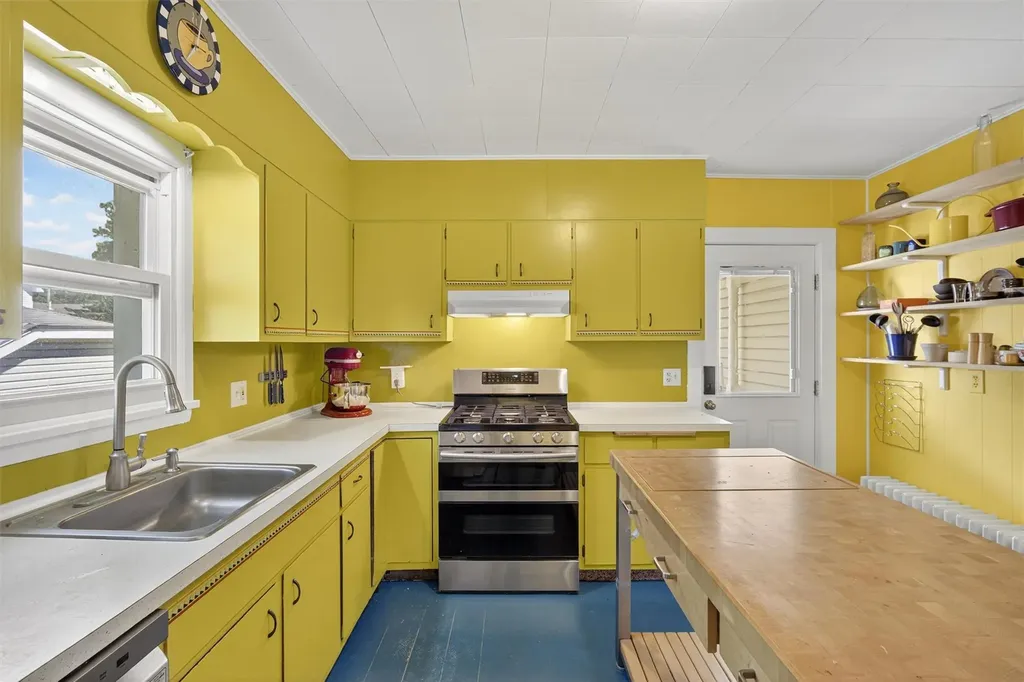 15 Maple Street Beacon NY 12508