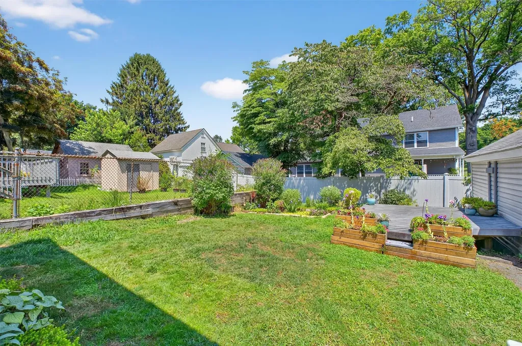 15 Maple Street Beacon NY 12508