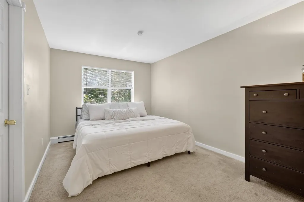 16 Hemlock Court Fishkill NY 12524